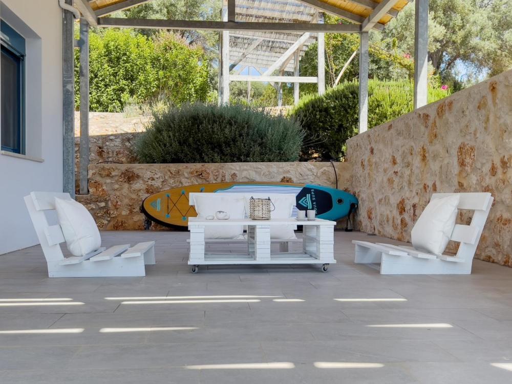 Zidanos Luxurious Sea Front Villa Marantochori Exterior photo
